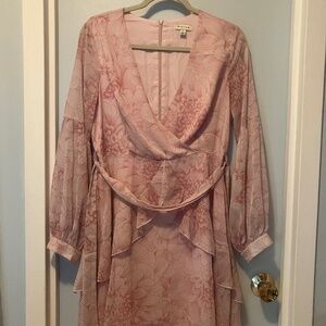 NWOT - Stellah Long Sleeve Pink Dress - Size M